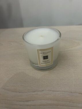 Jo Malone White Glass Jar Candle with Gold Label